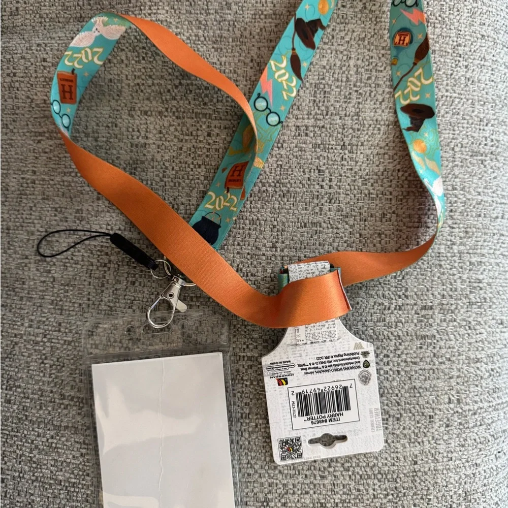 Official‎ Harry Potter lanyard w/ card holder in aqua New w Tags